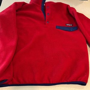 Patagonia Synchilla Fleece Pullover. Medium. Red/Blue Color.